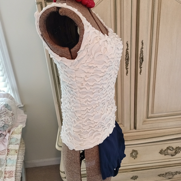 NOS ADORABLE " ELISABETH STEWART SWIMWEAR" RUFFLE! - Picture 6 of 16